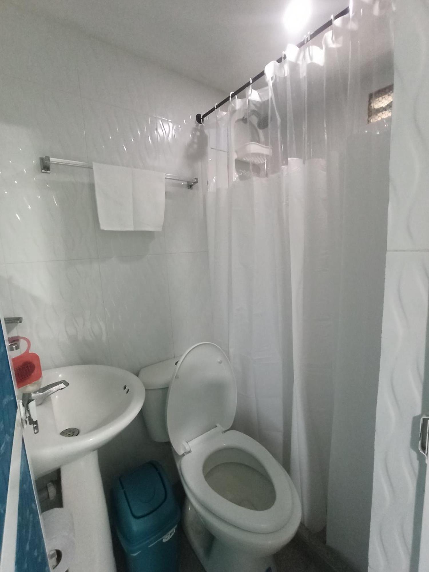 Hostal Casa De Las Americas Cartagena Bagian luar foto