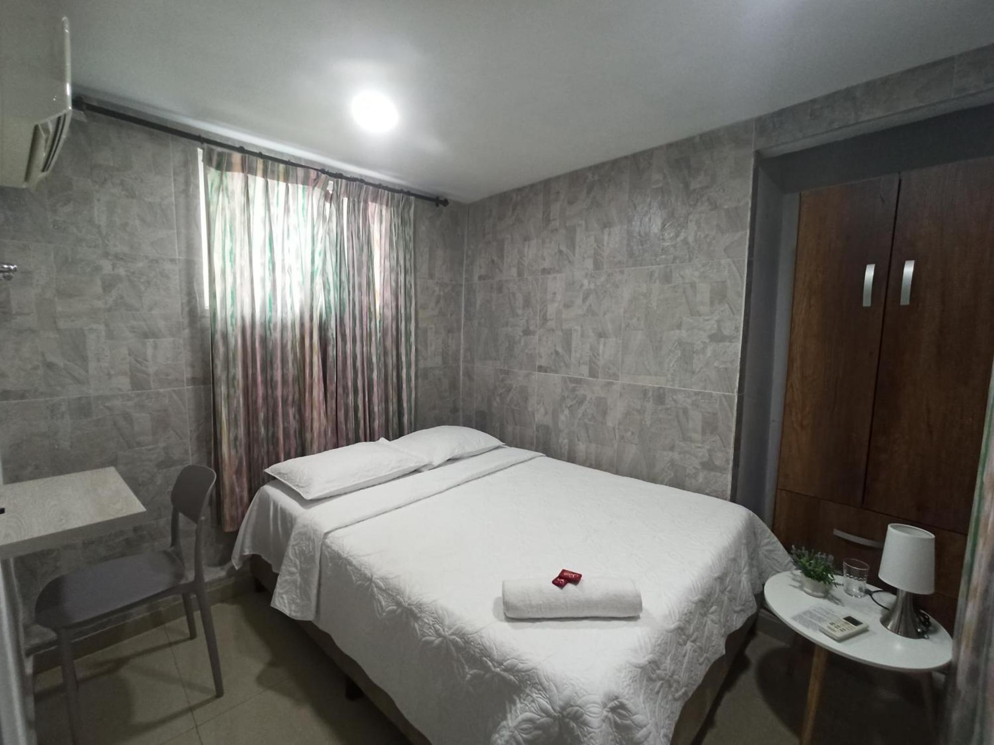 Hostal Casa De Las Americas Cartagena Bagian luar foto