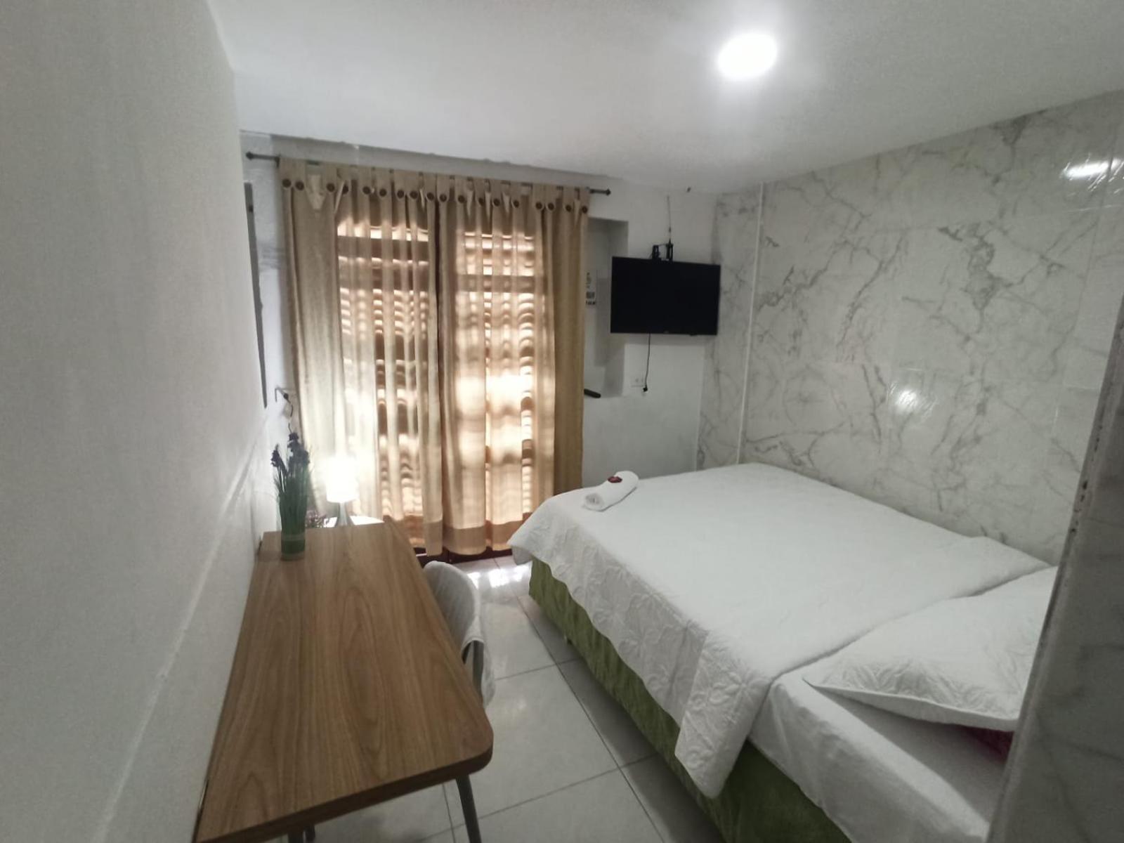 Hostal Casa De Las Americas Cartagena Bagian luar foto